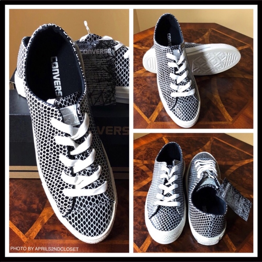 CONVERSE LEATHER LO OX BLACK EMBOSSED SNEAKERS - Picture 7 of 8
